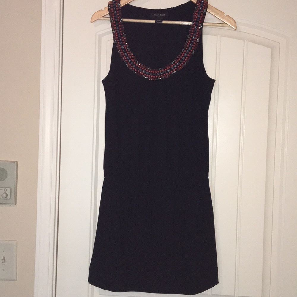 WHBM jersey tunic w/beaded neckline 🌸